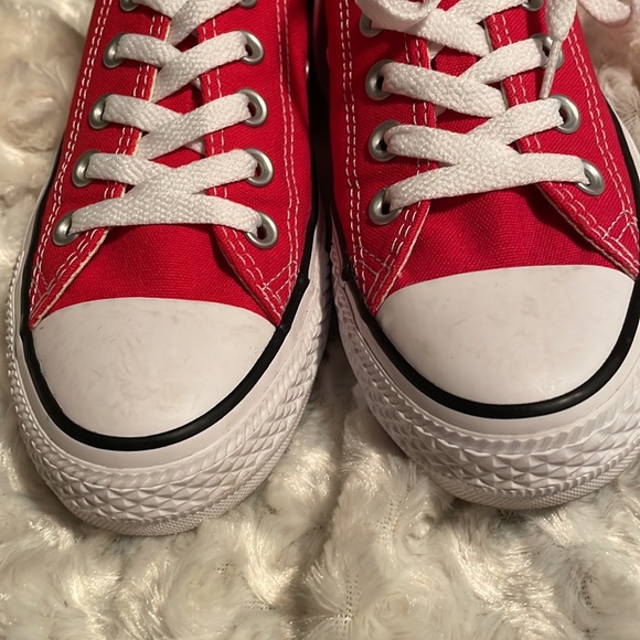 🌺🌺Converse Chuck Taylor All Star Classic🌺🌺 - Picture 4 of 5